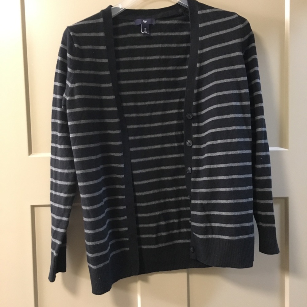 Black and Gray Gap Cardigan
